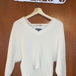 American Eagle v-neck sweater